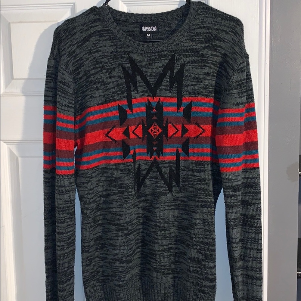Sweater with geometric shapes